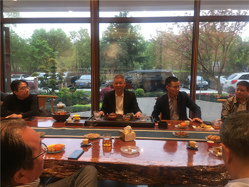 2021年4月1日下午，按照商会会长会议精神，宁波市东阳商会在誉和书院召开了宁波市东阳商会成立医疗服务专业委员会筹备会议。